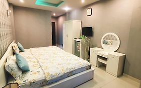 Redflower Hotel