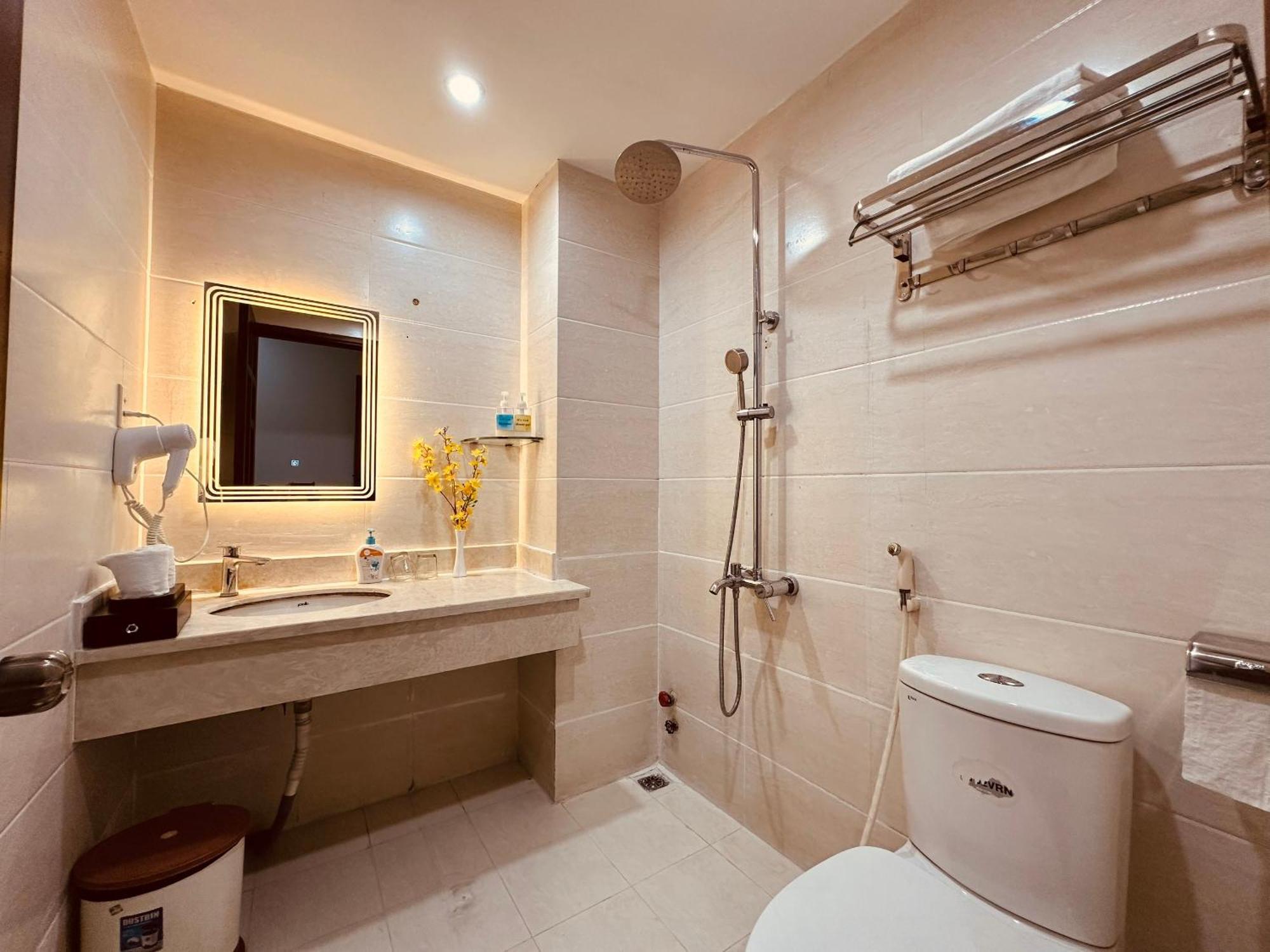 Redflower Hotel TP. Hồ Chí Minh Ngoại thất bức ảnh